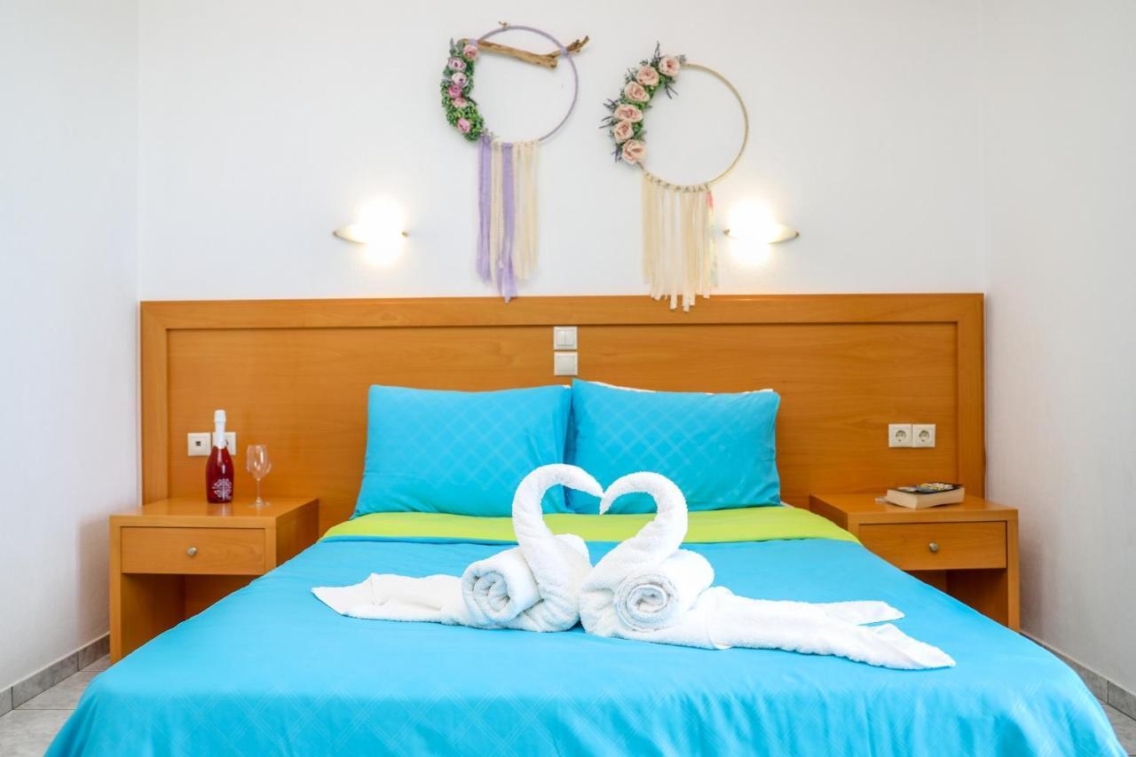 Villa Mitzelos Moni Evaggelistrias Екстериор снимка